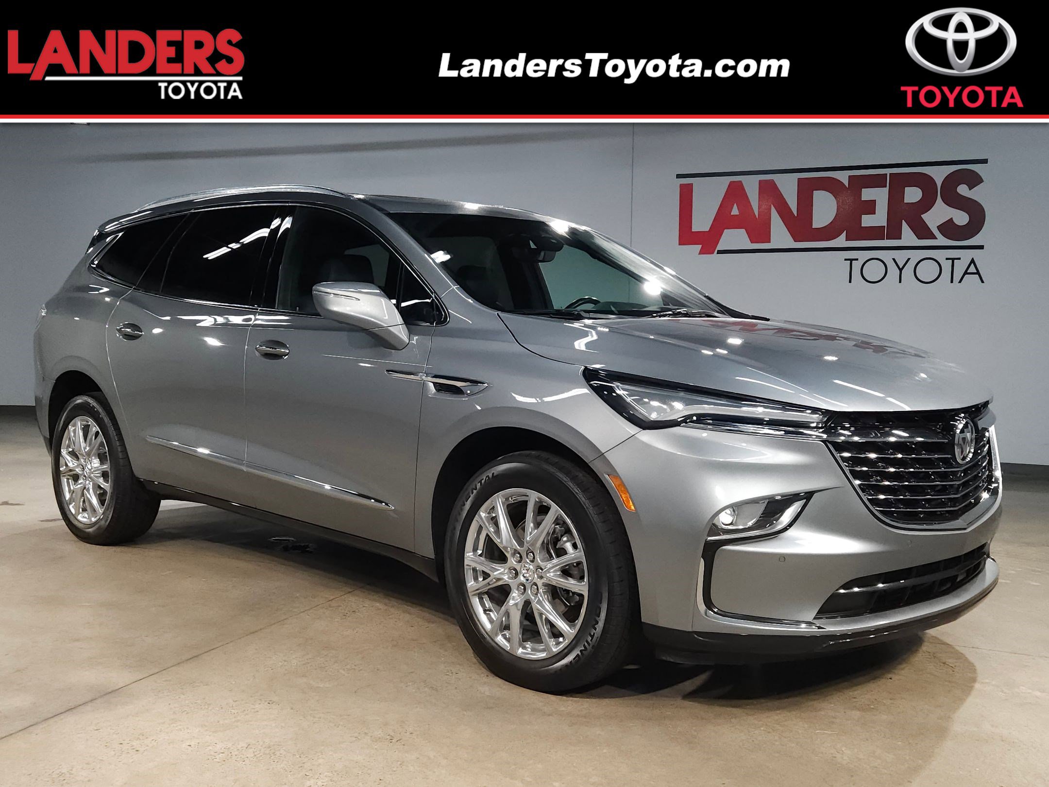 Used 2023 Buick Enclave Premium w/ Experience Buick Package image 1