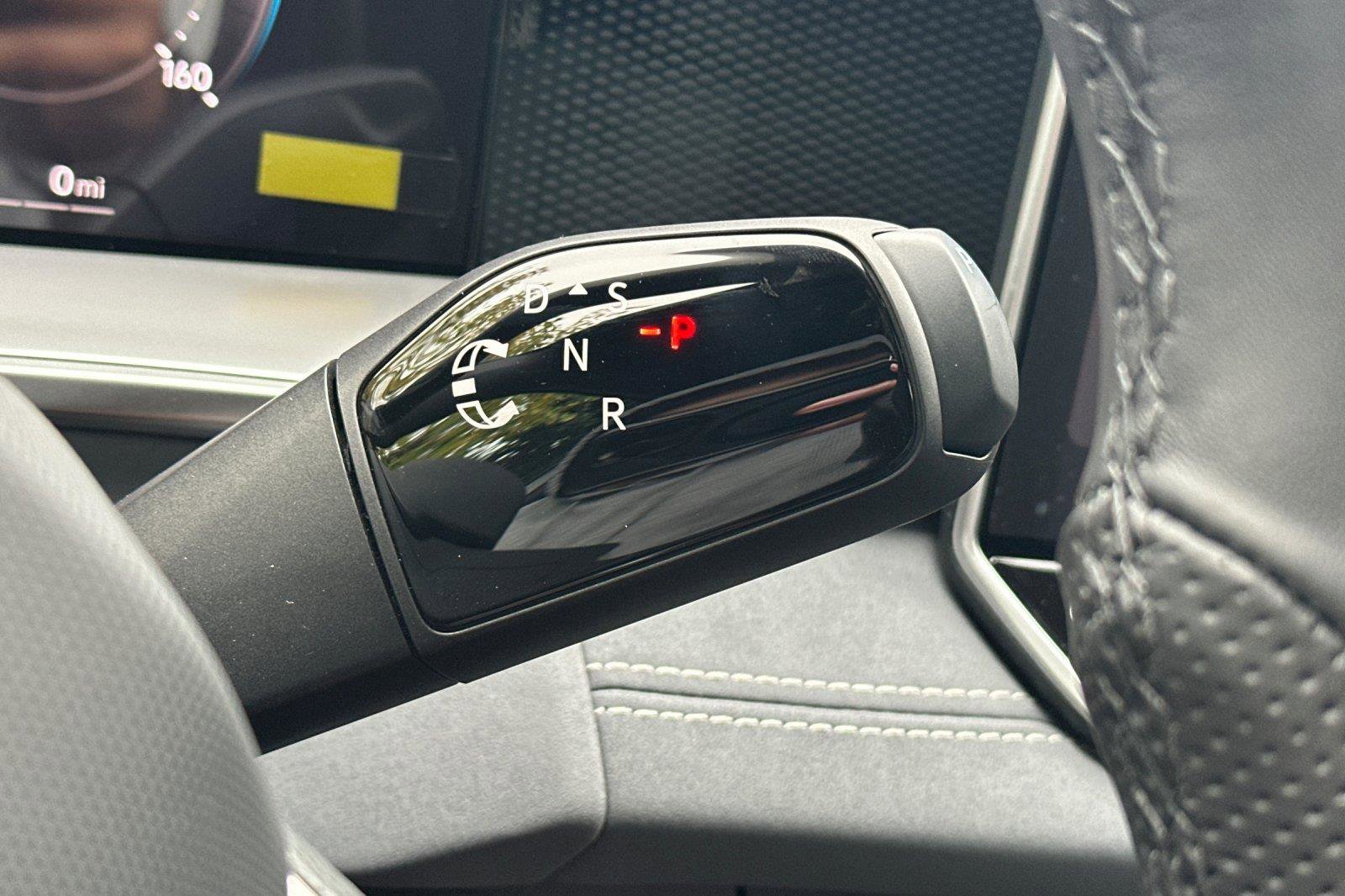 New 2026 Volkswagen Tiguan SE R-Line image 20