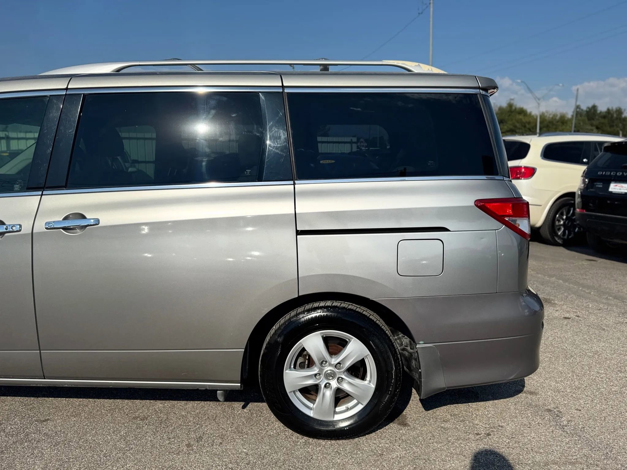 Used 2012 Nissan Quest SV image 12