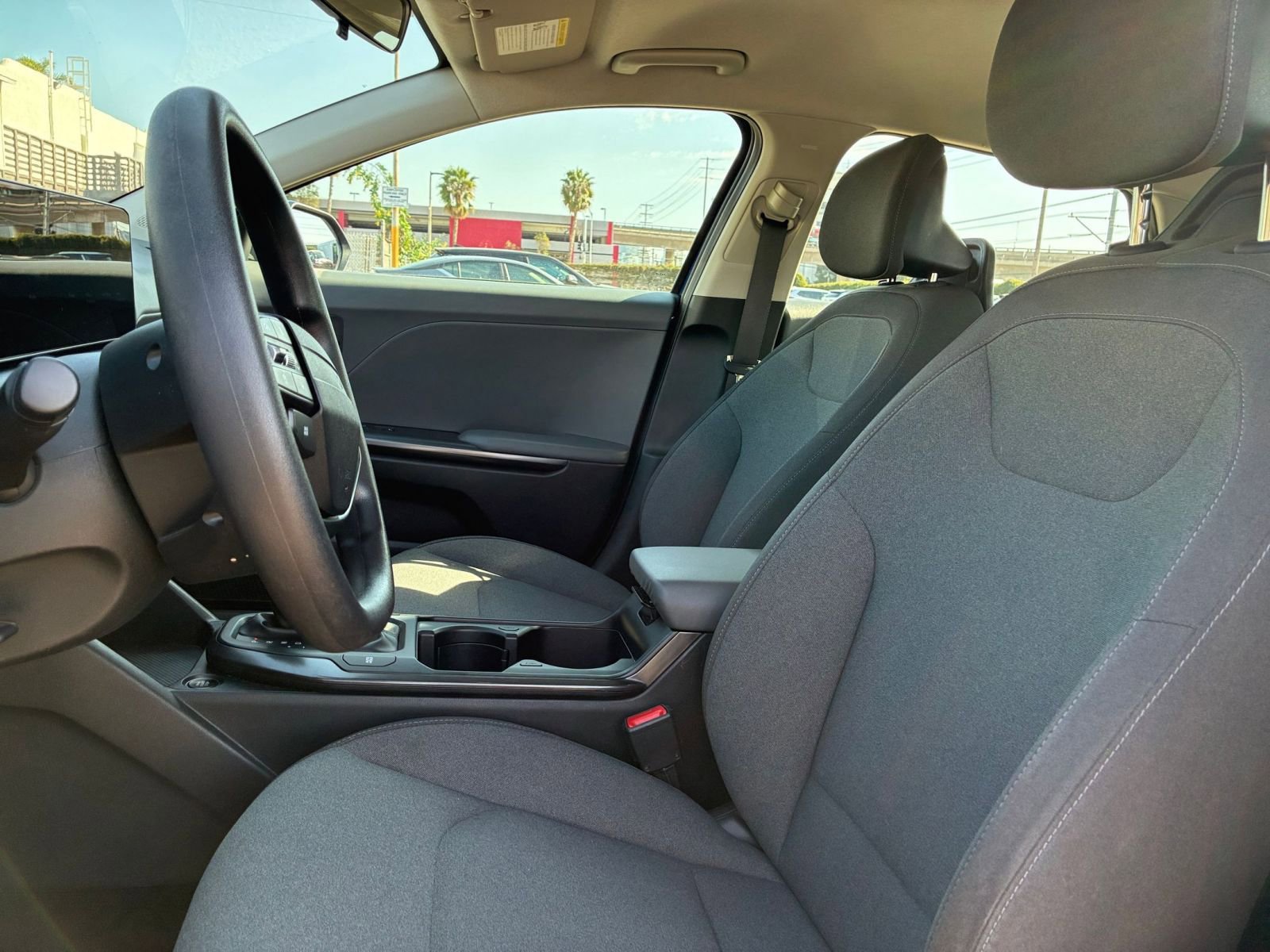 Used 2025 Kia K4 LXS image 25