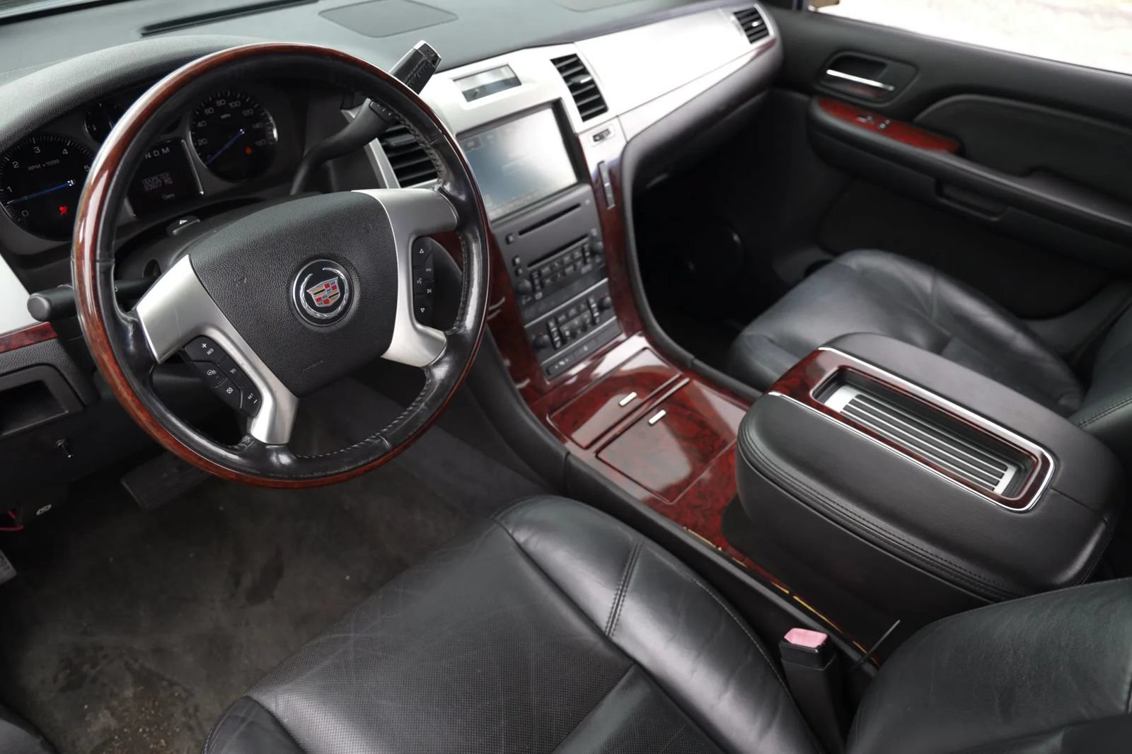 Used 2007 Cadillac Escalade EXT w/ Information Package AWD/4WD image 20