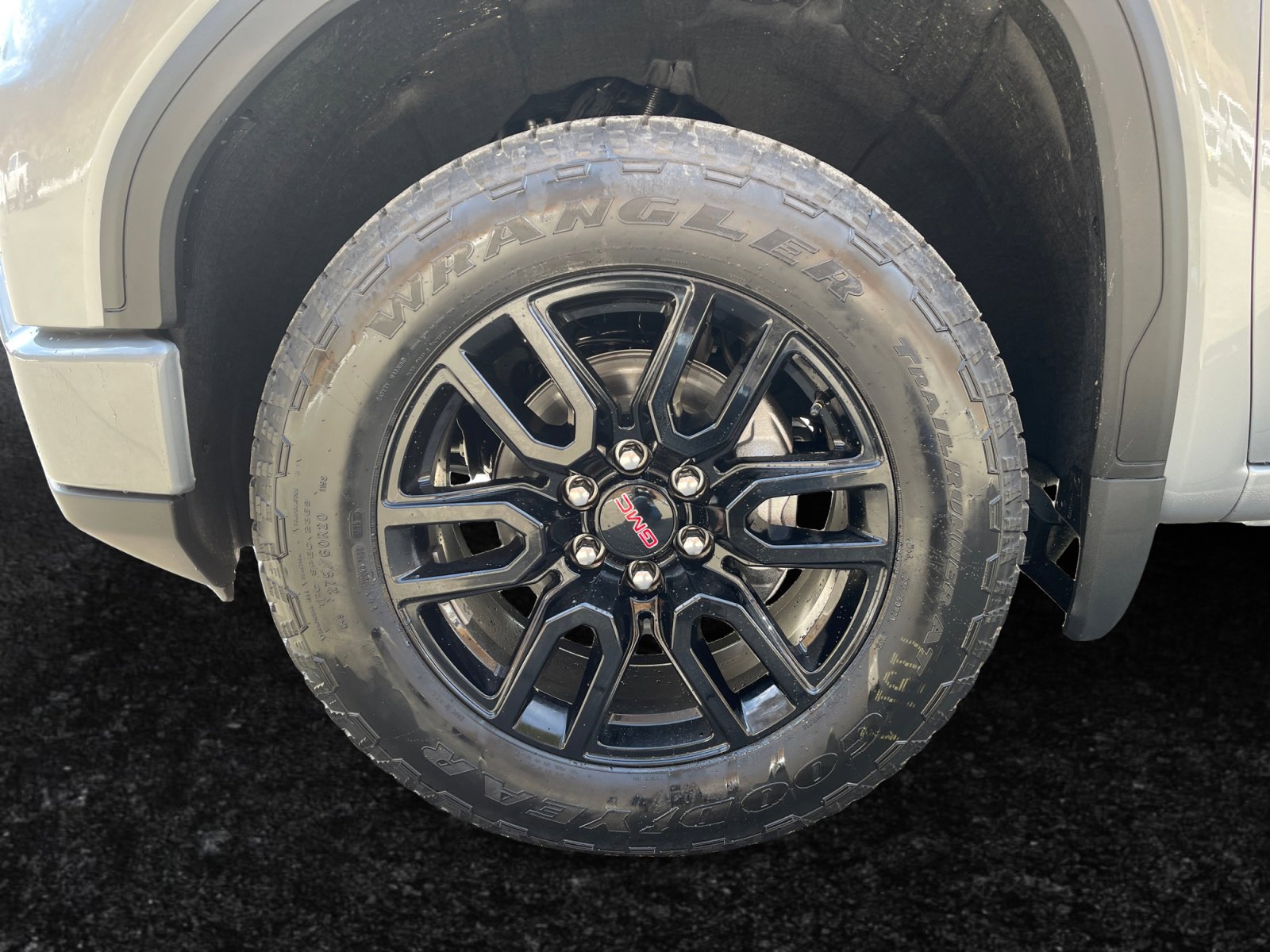 New 2026 GMC Sierra 1500 Elevation AWD/4WD image 10