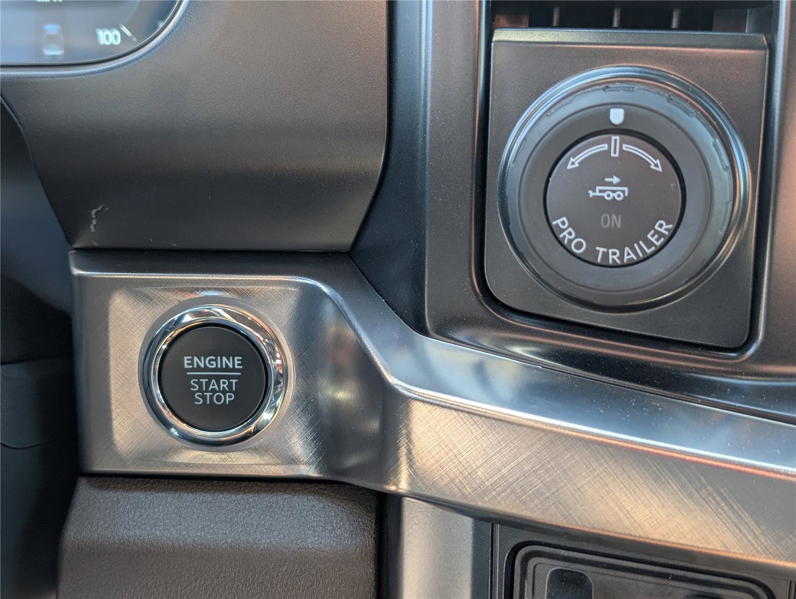 Used 2026 Ford F450 King Ranch w/ FX4 Off-Road Package image 32