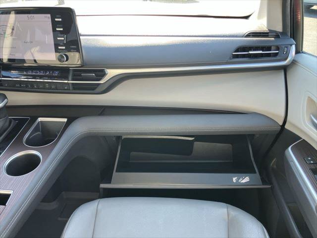 Certified 2023 Toyota Sienna XLE FWD image 16