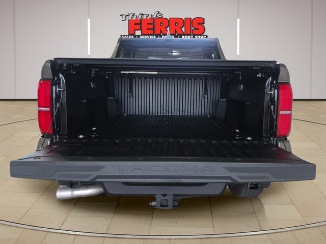 Used 2025 Toyota Tacoma TRD Sport AWD/4WD image 9