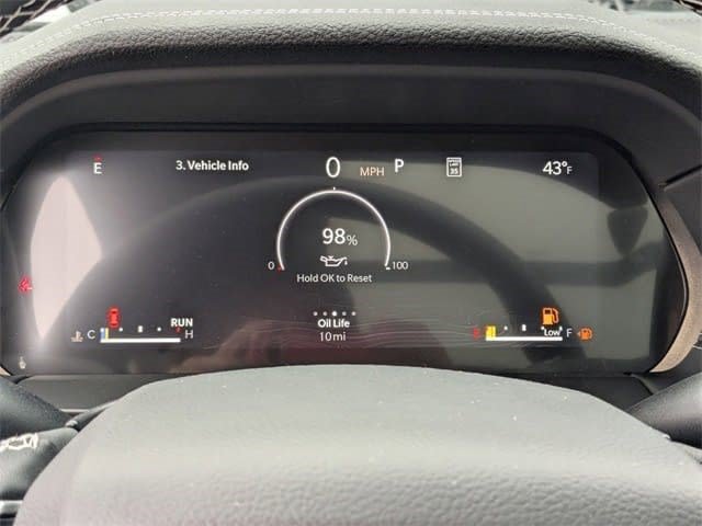 New 2026 Jeep Grand Cherokee Limited w/ Luxury Tech Group II AWD/4WD image 10