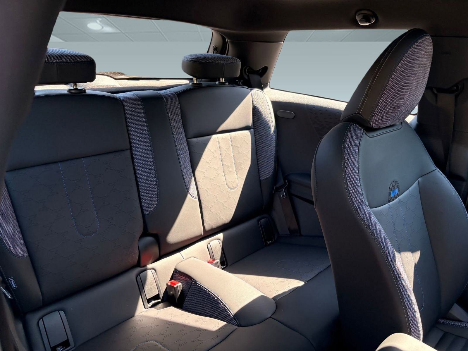 New 2026 MINI Cooper S image 24