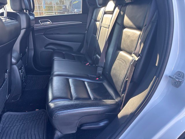 Used 2021 Jeep Grand Cherokee Limited AWD/4WD image 9