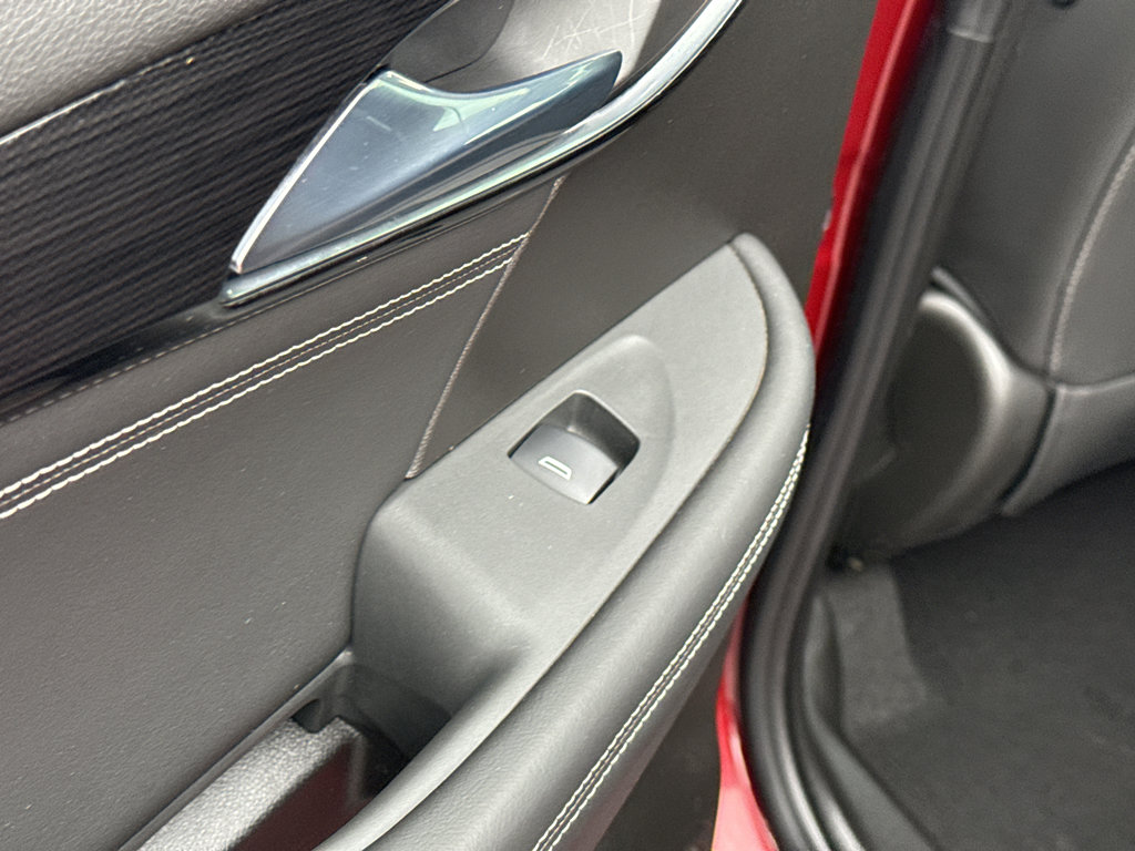 Used 2023 Buick Envision Preferred w/ Sport Touring Package image 31