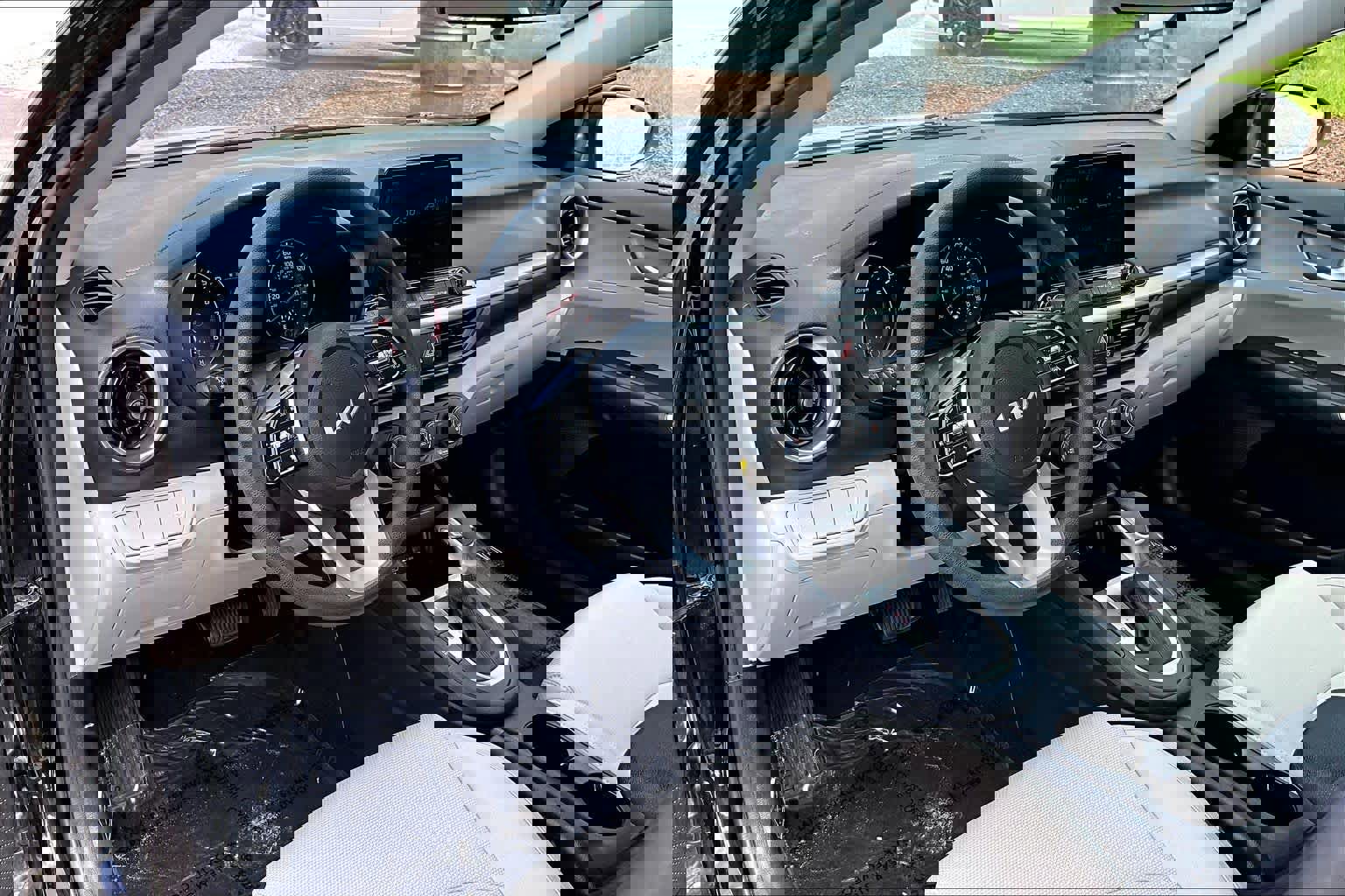 Used 2023 Kia Forte LXS FWD image 17