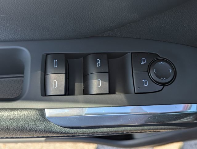 New 2026 Chevrolet Traverse LT w/ Driver Confidence Package image 14