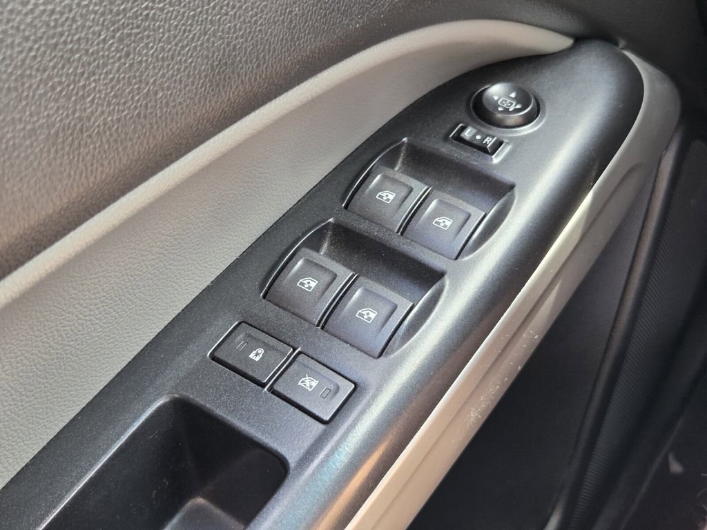 Used 2020 Chevrolet Colorado LT image 21