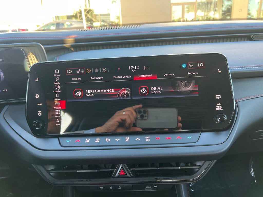 Used 2025 Dodge Charger R/T w/ Quick Order Package 25M R/T image 40