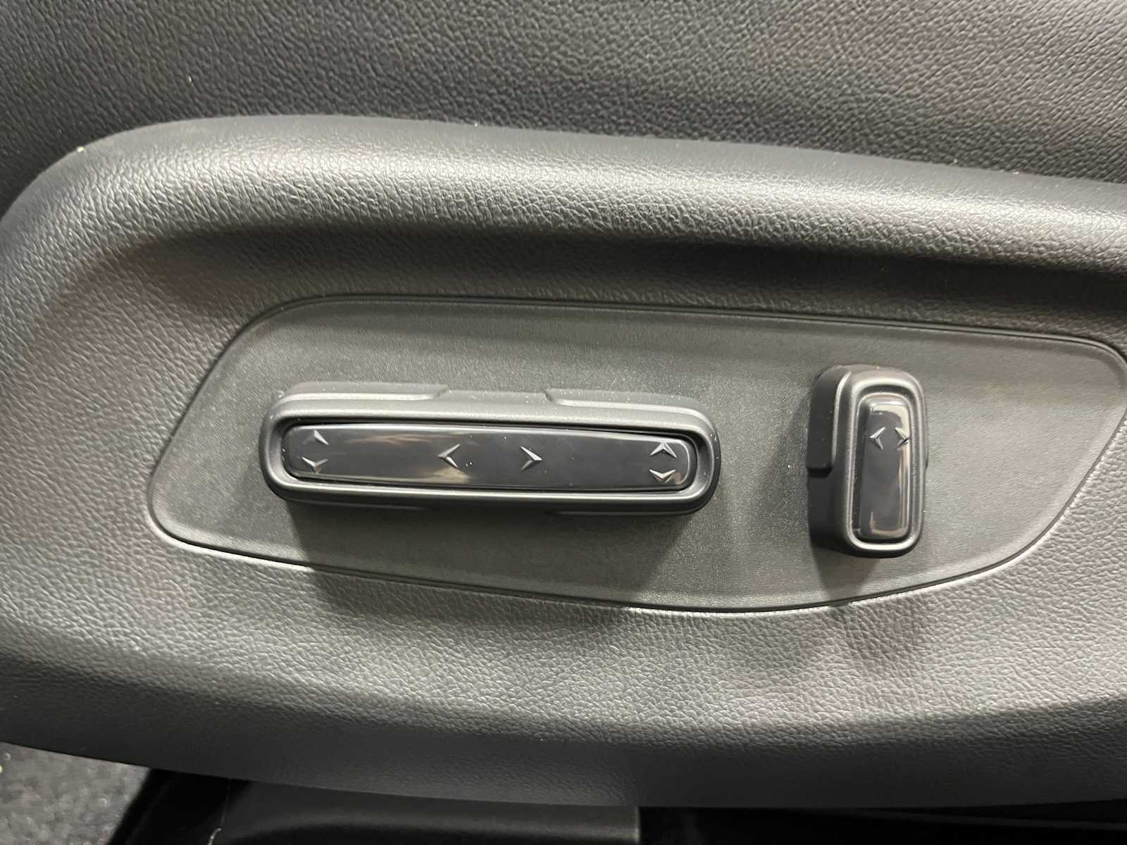 New 2027 Honda HR-V EX-L image 14