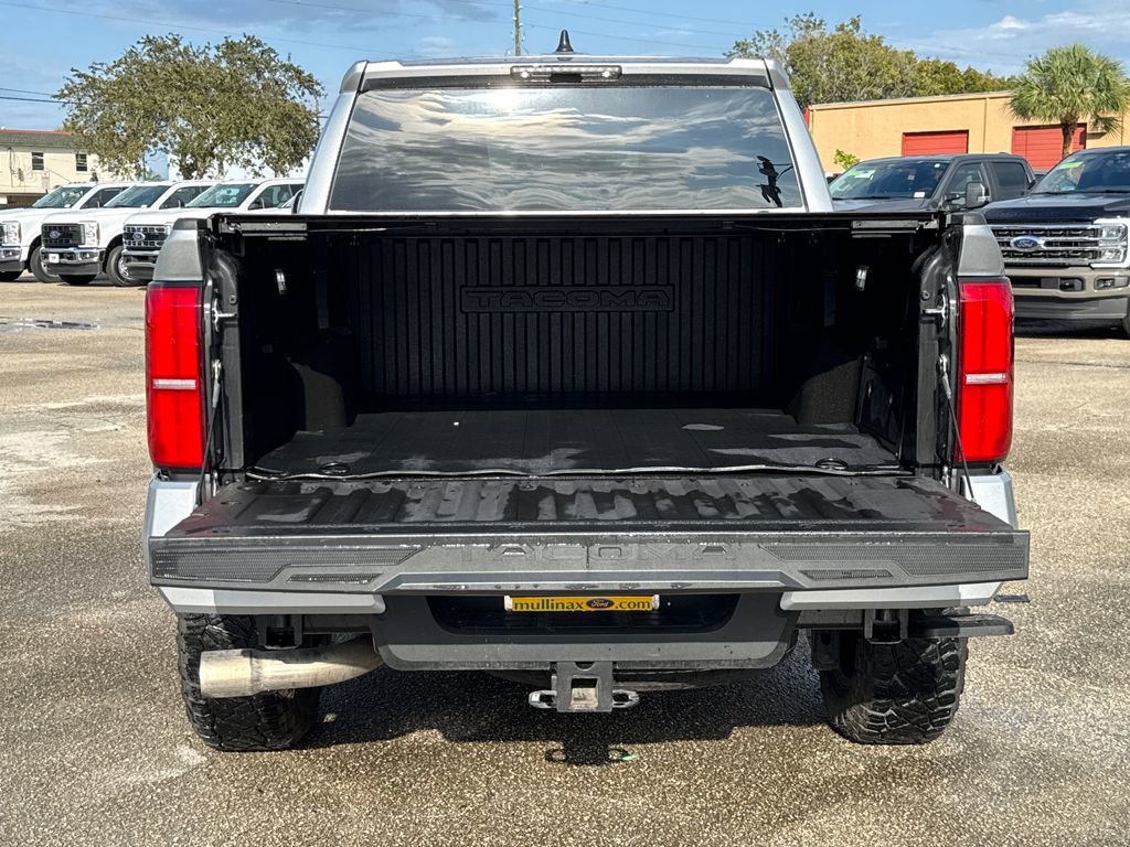 Used 2025 Toyota Tacoma TRD Sport image 26