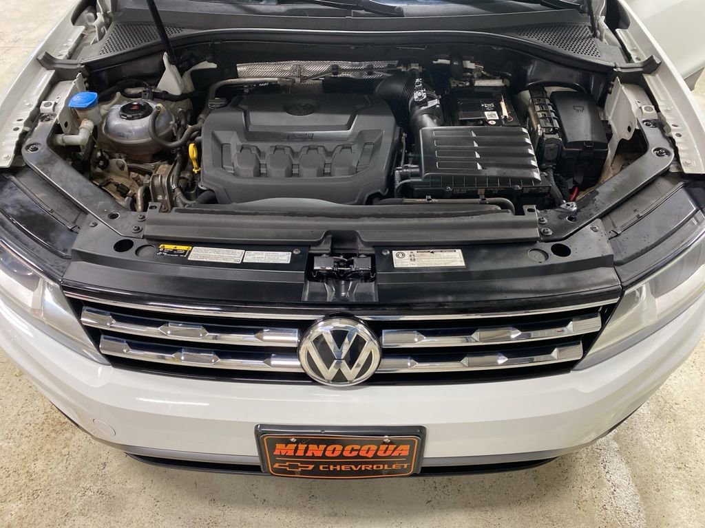 Used 2018 Volkswagen Tiguan SEL w/ 3rd Row Seat Package image 51