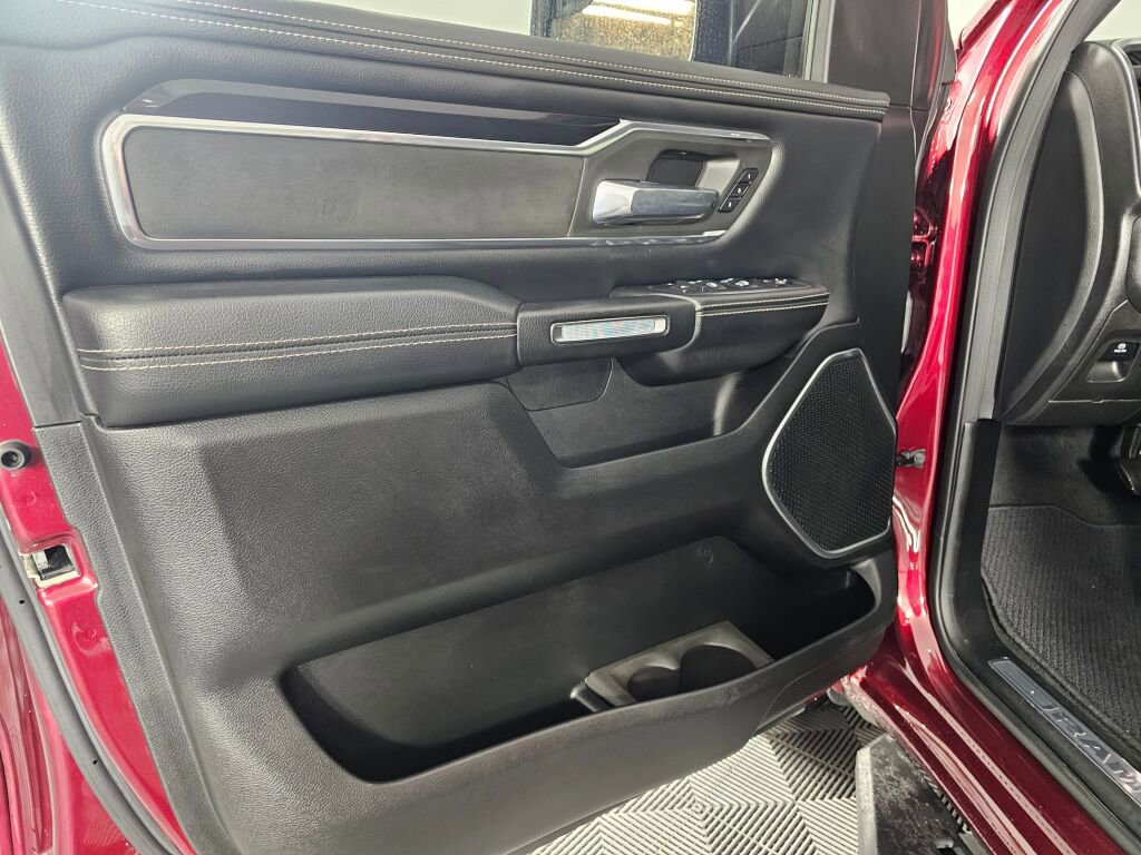 Used 2021 RAM 1500 Laramie w/ Sport Appearance Package image 18