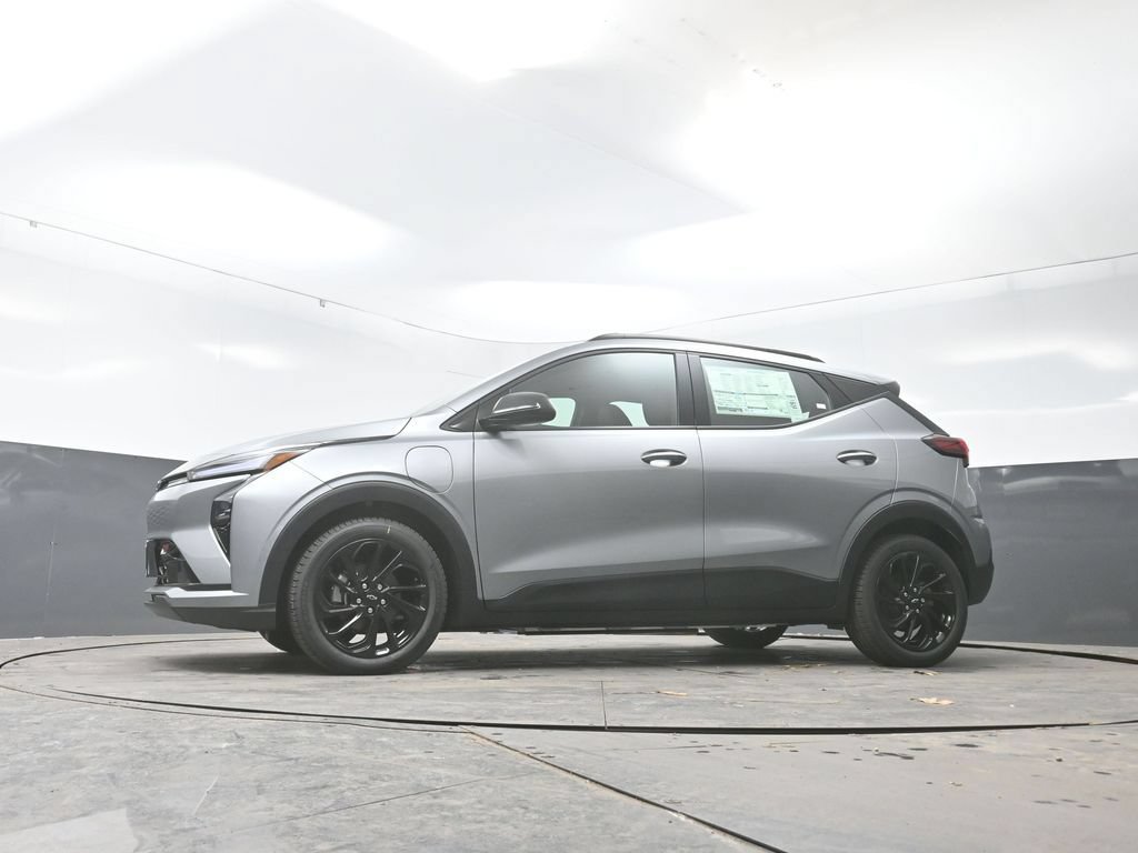 New 2027 Chevrolet Bolt RS FWD image 40