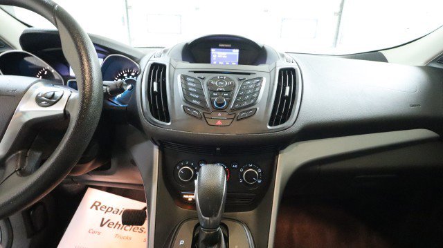 Used 2015 Ford Escape SE image 13