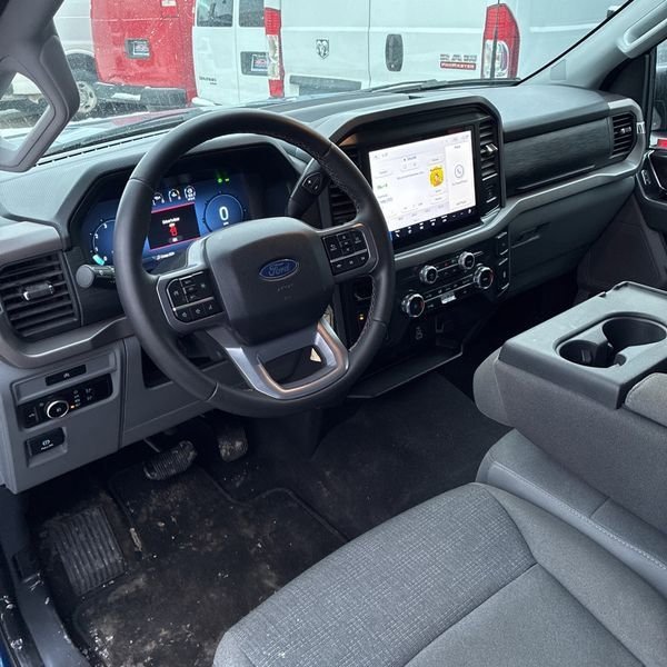 Used 2025 Ford F150 XLT w/ Equipment Group 301A Standard image 16