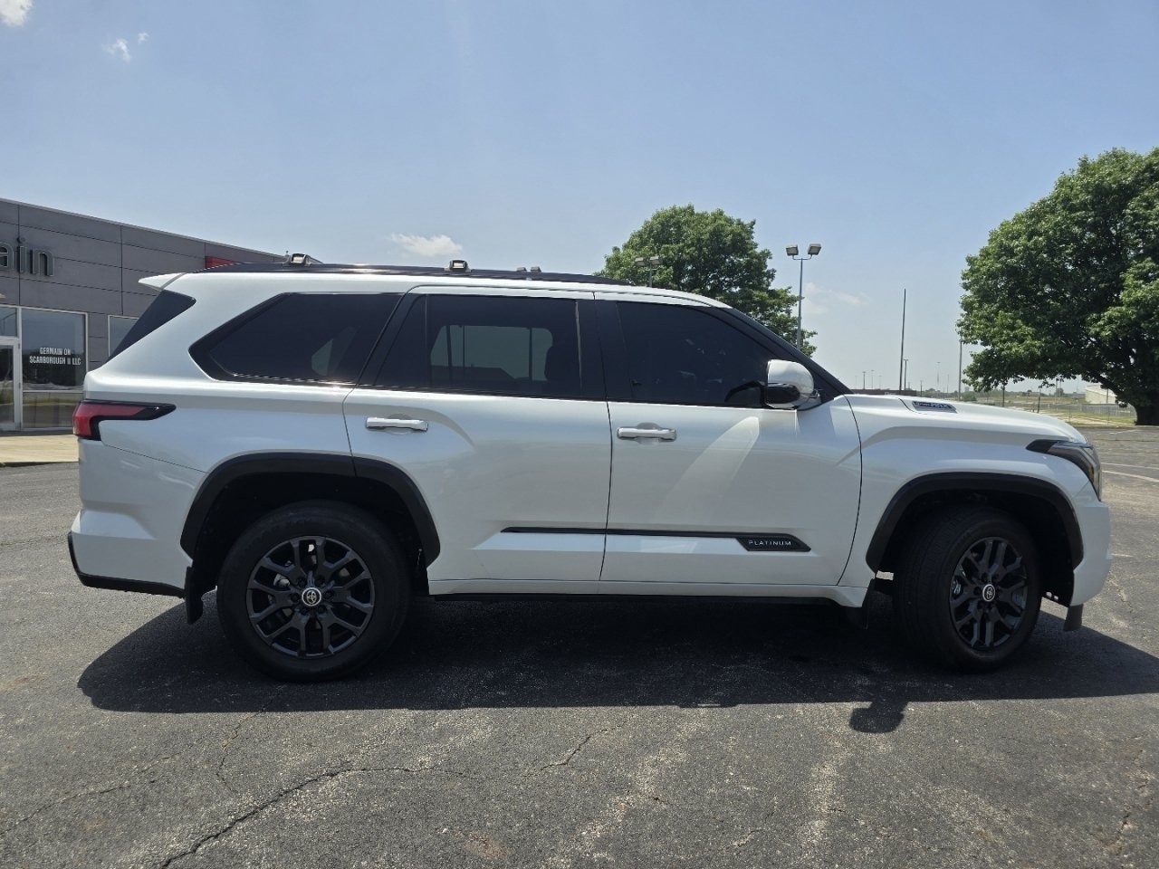 Certified 2024 Toyota Sequoia Platinum AWD/4WD image 21