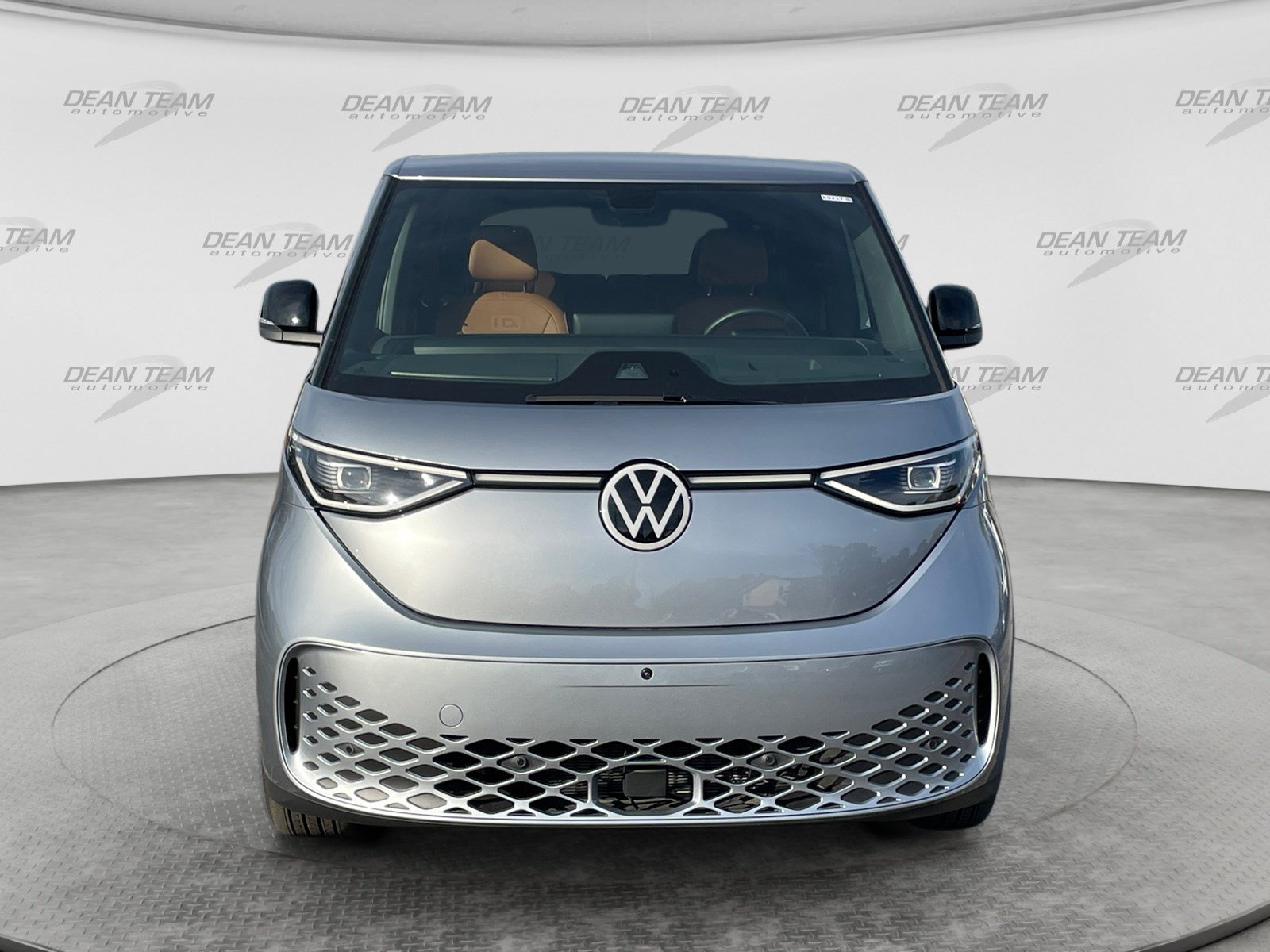 Used 2025 Volkswagen ID. Buzz Pro S Plus AWD/4WD image 2