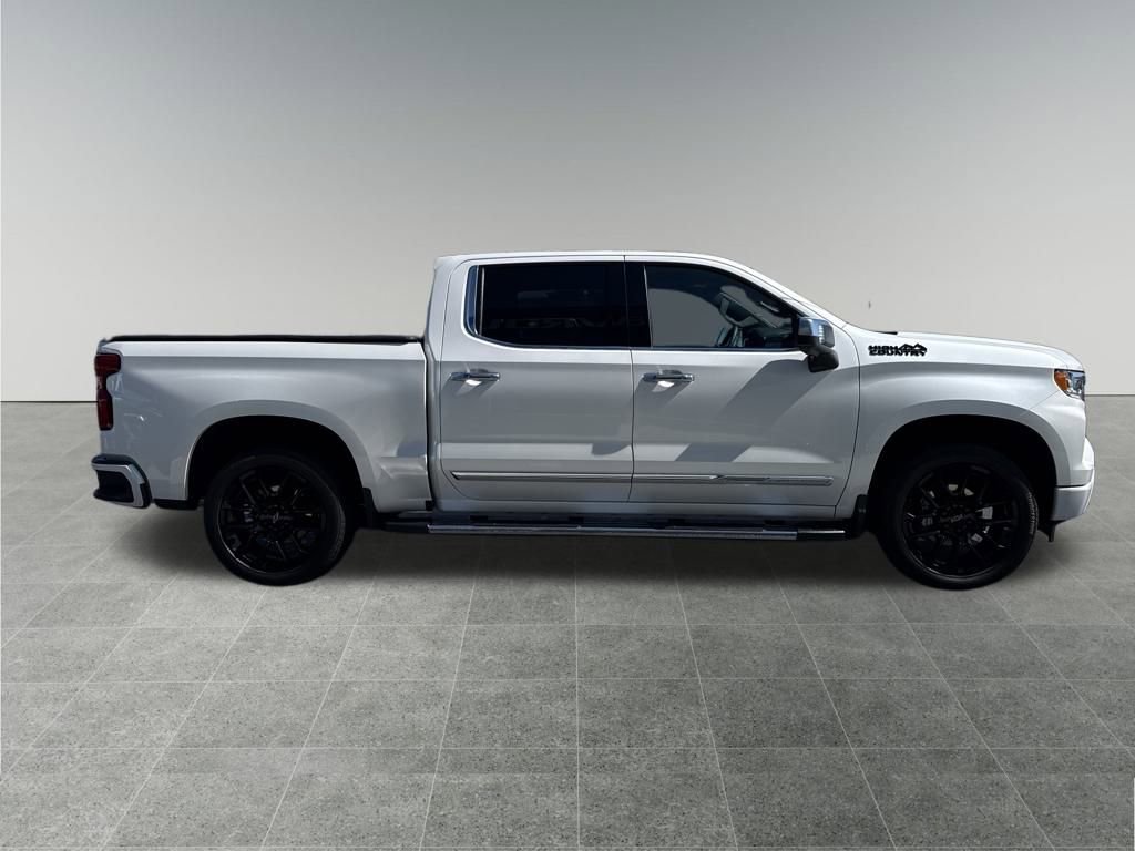 Used 2023 Chevrolet Silverado 1500 High Country w/ High Country Premium Package image 7