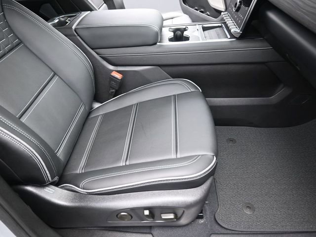 Used 2024 GMC Sierra EV Denali image 25