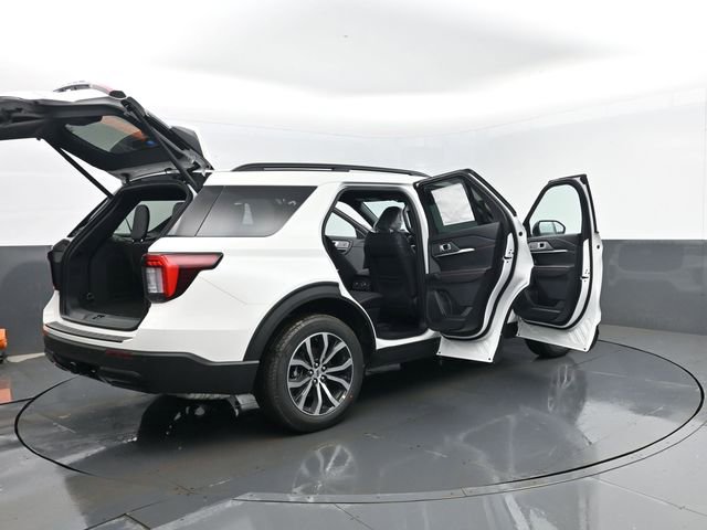 New 2026 Ford Explorer ST-Line image 32