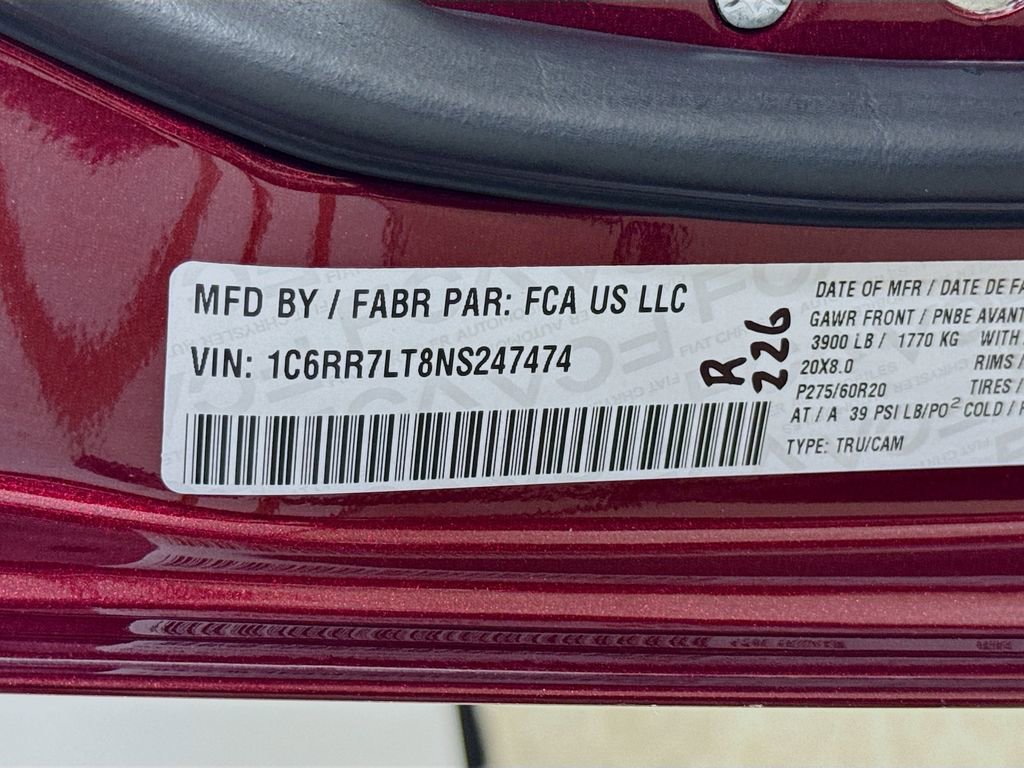 Used 2022 RAM 1500 Classic SLT image 28