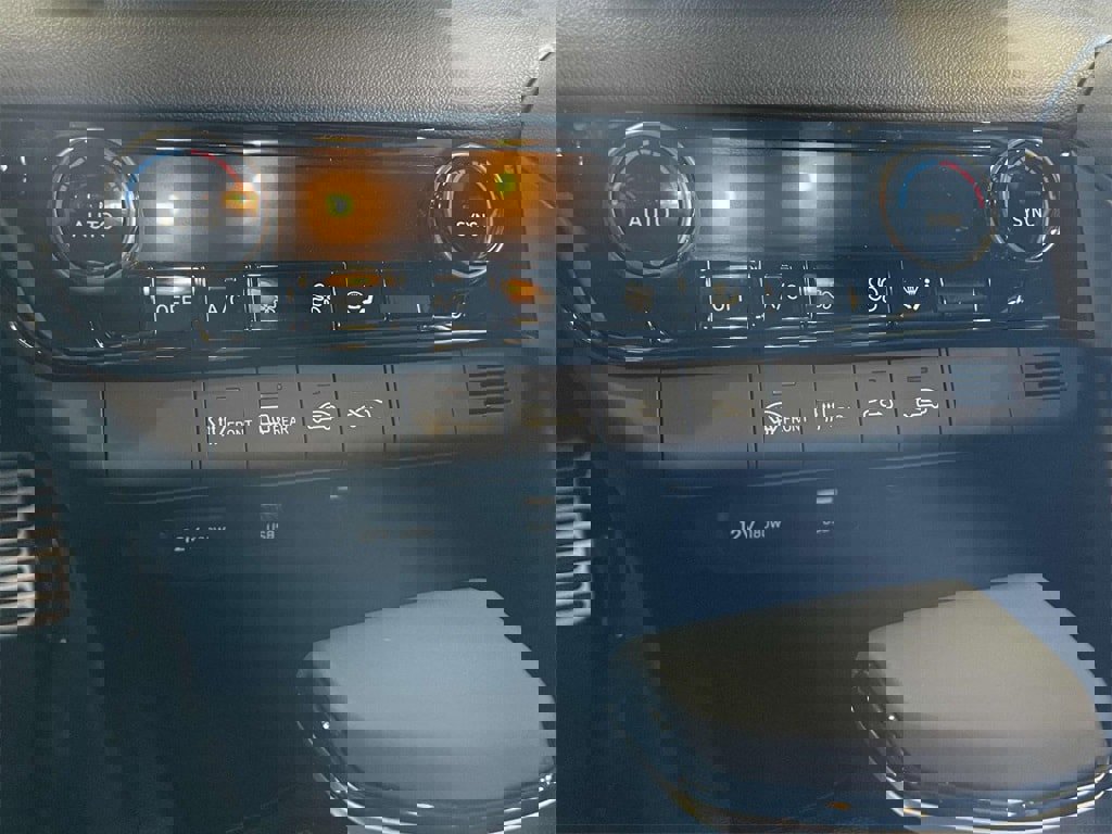 New 2026 Hyundai Elantra Sport image 15