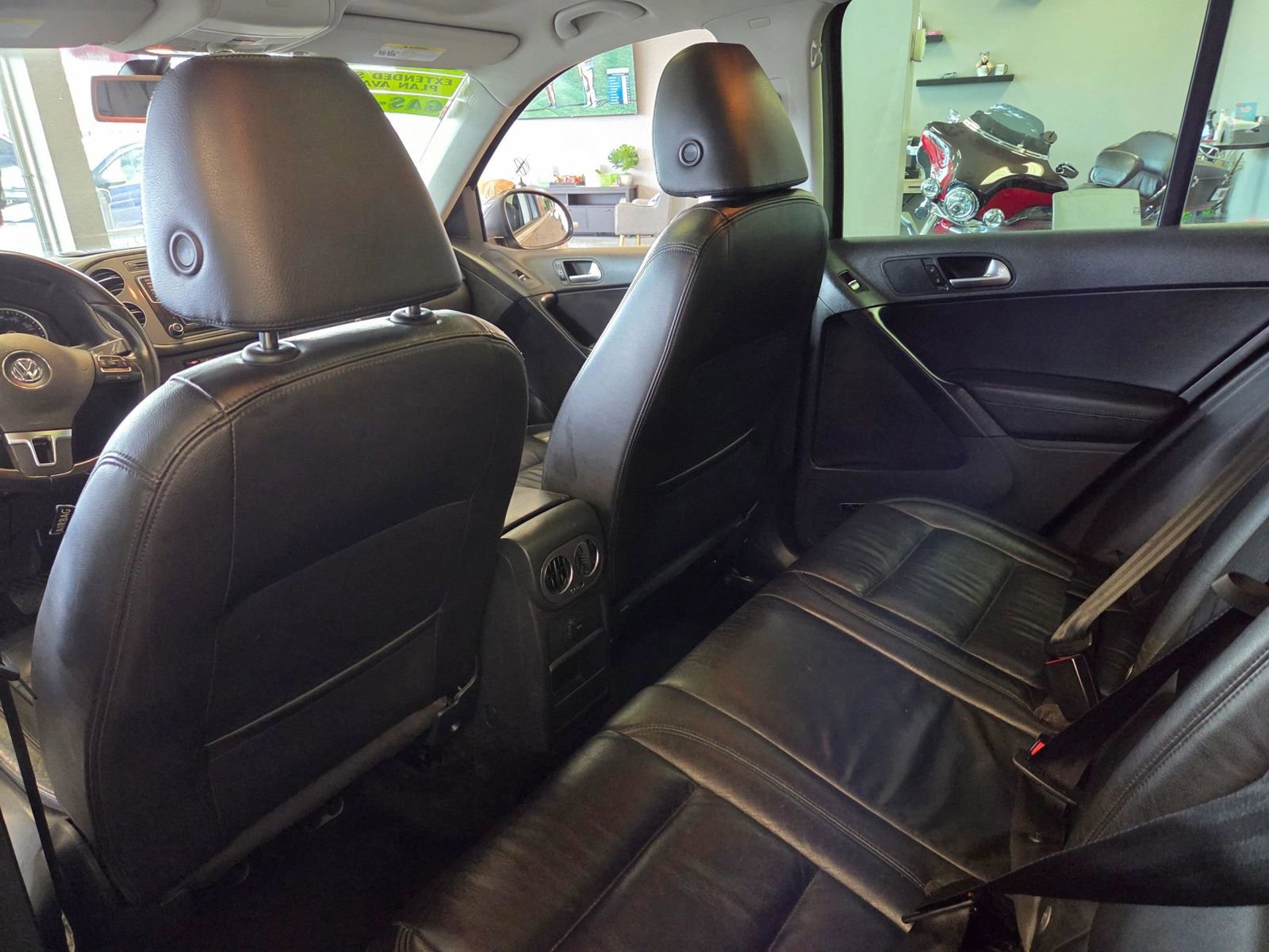 Used 2016 Volkswagen Tiguan SEL image 41