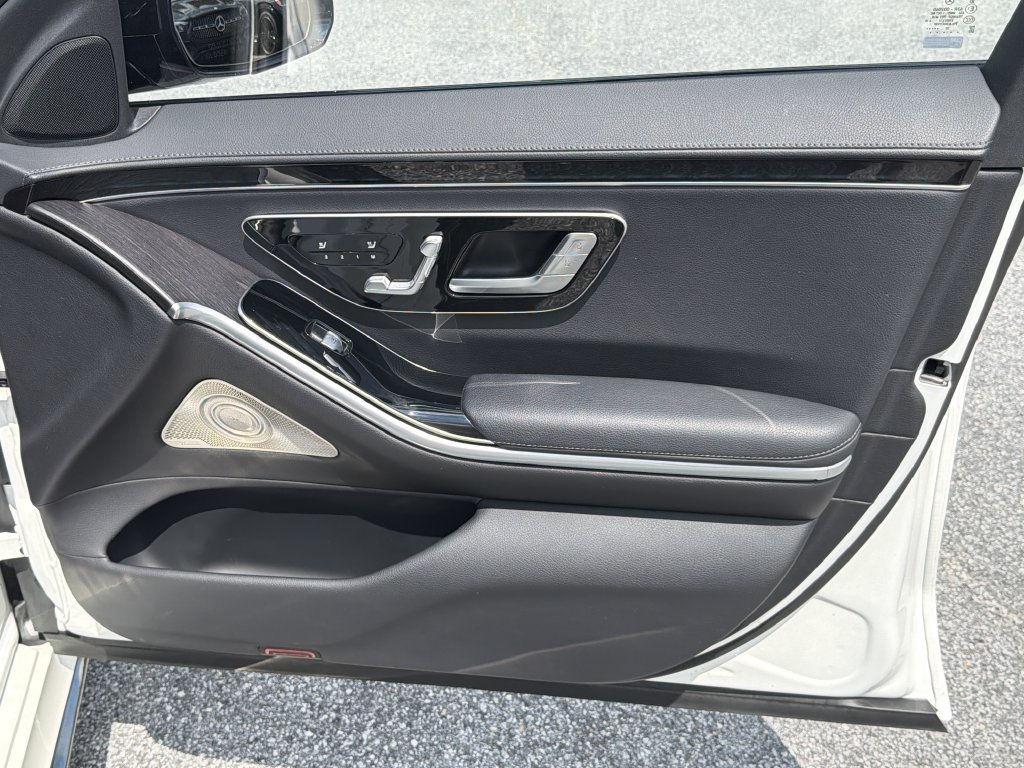 Certified 2023 Mercedes-Benz S 500 4MATIC w/ AMG Line image 15