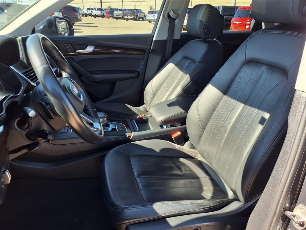 Used 2019 Audi Q5 2.0T Premium w/ Convenience Package image 17