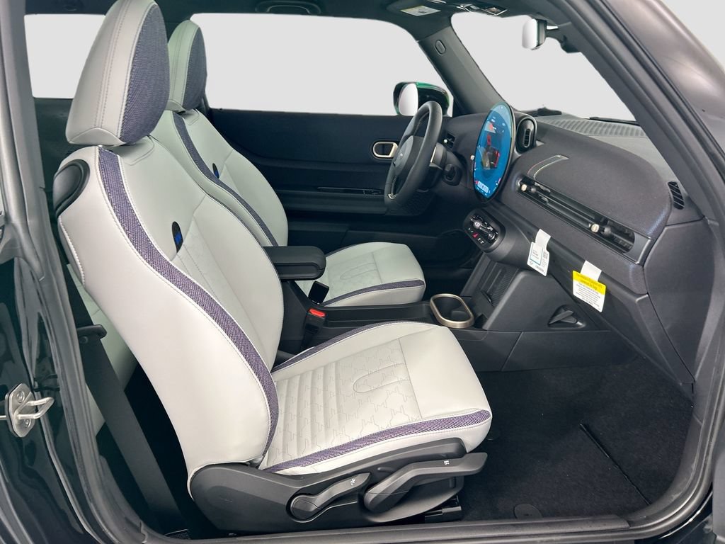 New 2026 MINI Cooper 2-Door Hardtop FWD image 19
