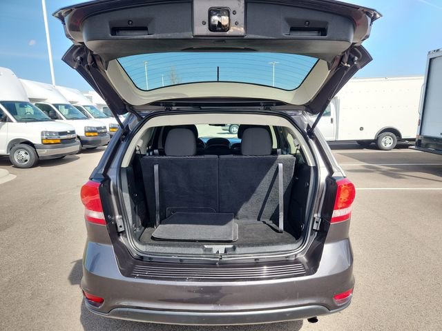Used 2019 Dodge Journey SE w/ Blacktop Package image 32