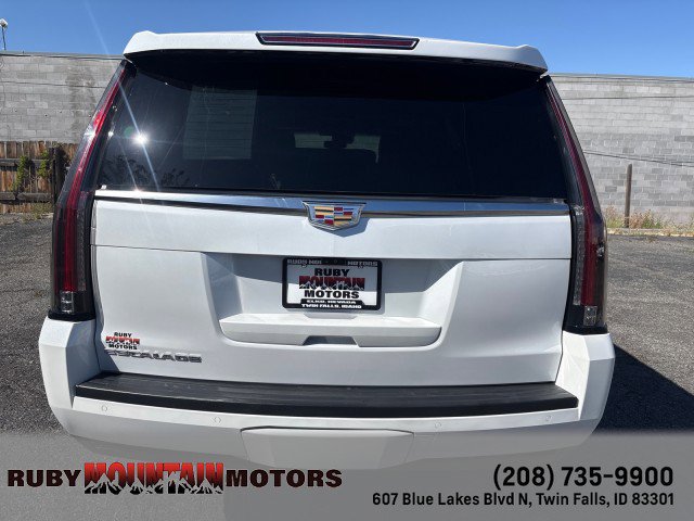 Used 2017 Cadillac Escalade Platinum AWD/4WD image 6