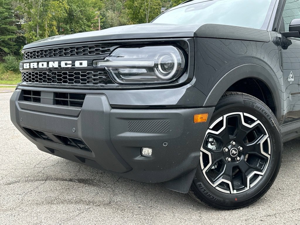 New 2026 Ford Bronco Sport Outer Banks w/ Outer Banks Tech Package+ AWD/4WD image 32
