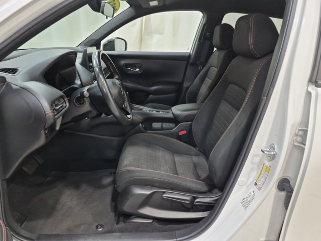 Used 2023 Honda HR-V Sport image 12