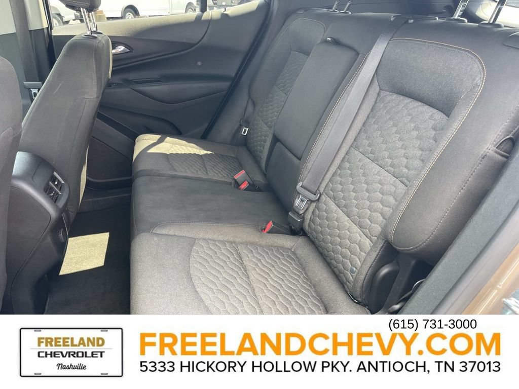 Used 2018 Chevrolet Equinox LT FWD image 20