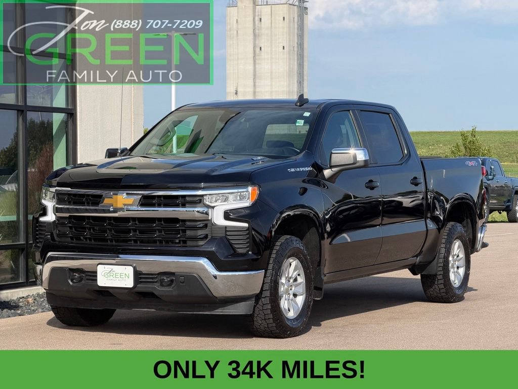 Used 2024 Chevrolet Silverado 1500 LT w/ Convenience Package II AWD/4WD image 1