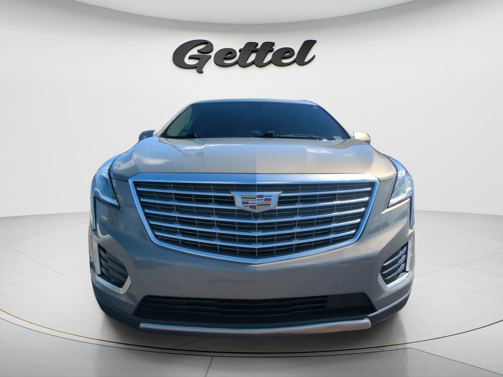 Used 2019 Cadillac XT5 Platinum image 2