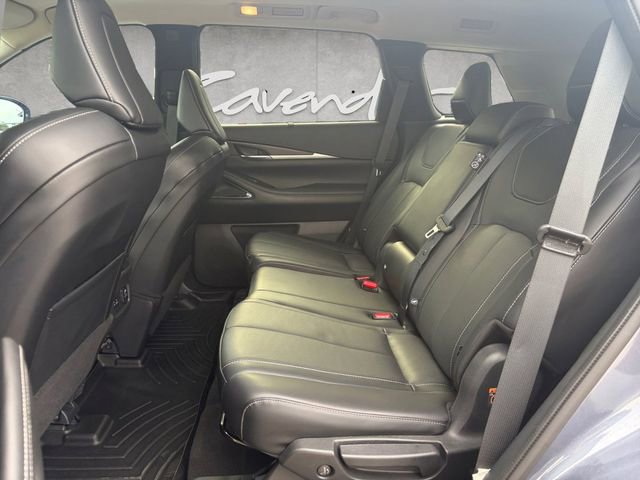 Used 2023 INFINITI QX60 Sensory w/ Cargo Package AWD/4WD image 22