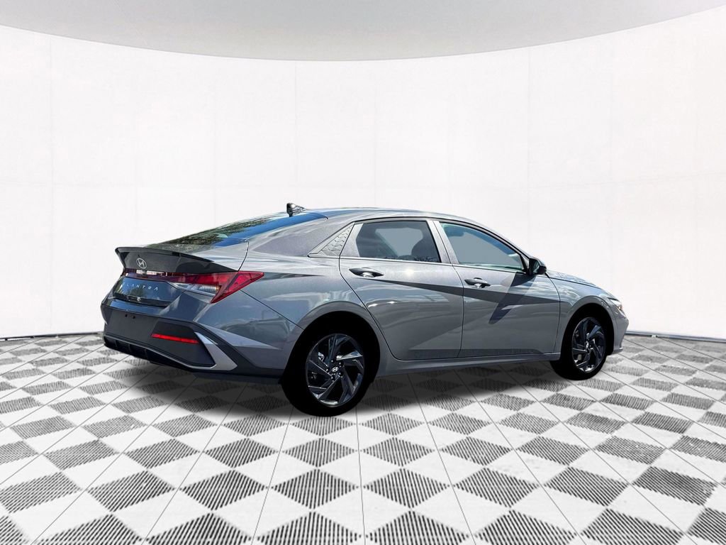 New 2026 Hyundai Elantra Sport w/ Cargo Package FWD image 13