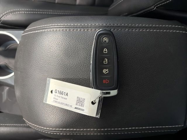 Used 2015 Ford Escape Titanium FWD image 41