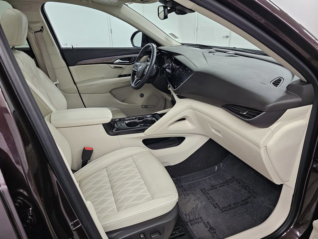 Used 2022 Buick Envision Avenir w/ Premium Seat Package FWD image 28