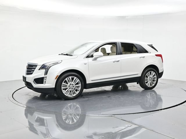 Used 2017 Cadillac XT5 Premium Luxury FWD image 5