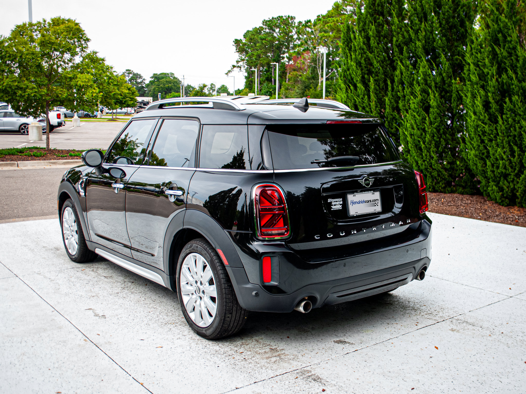 Used 2021 MINI Cooper Countryman S w/ Storage Package AWD/4WD image 8