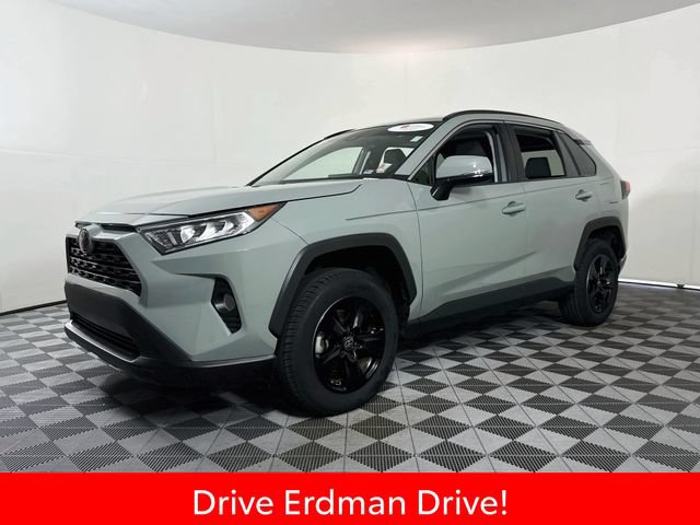 Certified 2021 Toyota RAV4 XLE w/ Convenience Package FWD image 3
