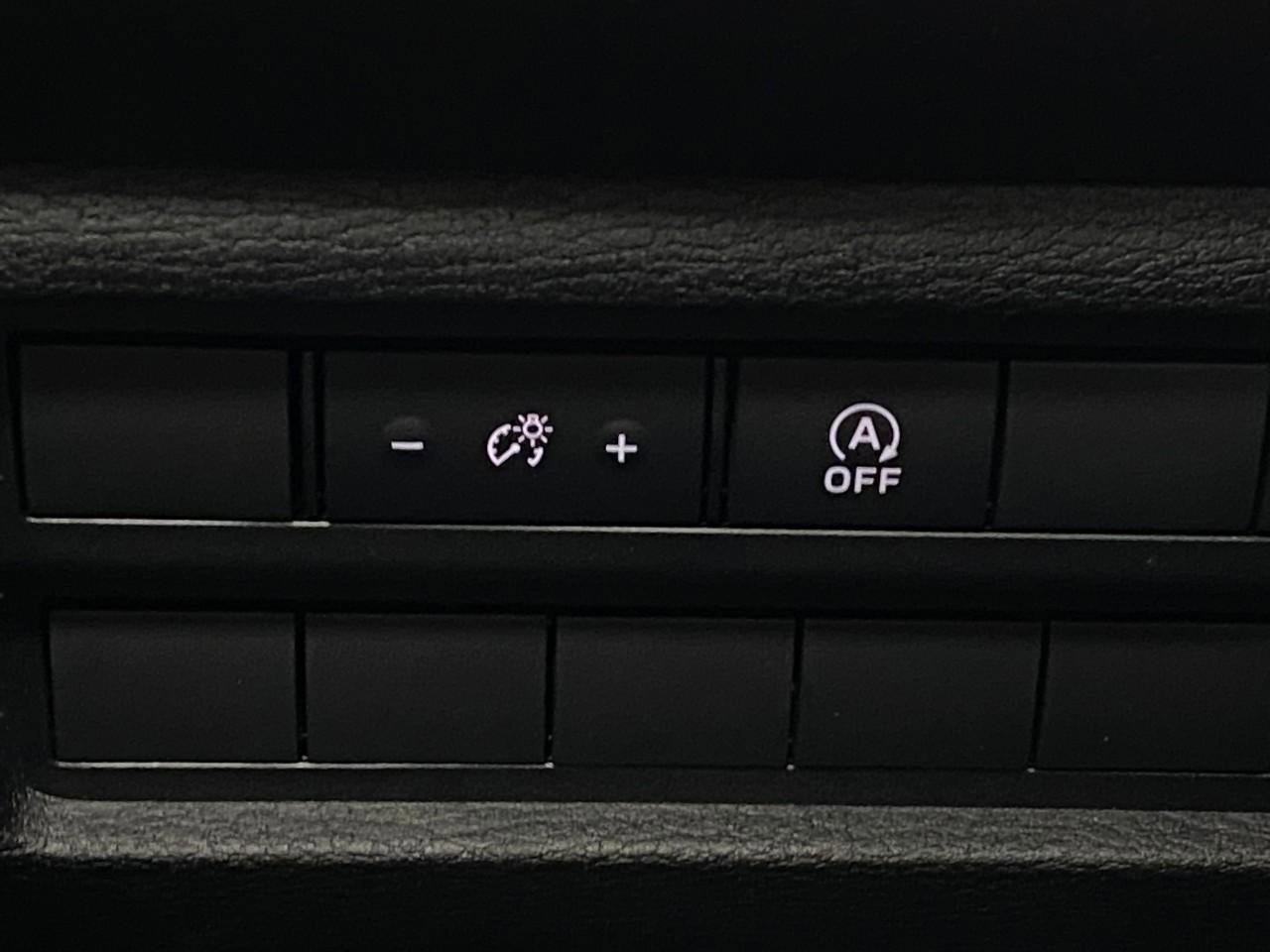 New 2026 Mitsubishi Outlander ES image 13